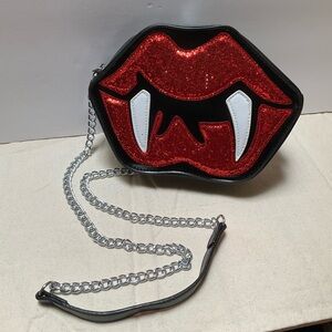 RED Glitter LIPS vampire Sequined Shoulder Bag Vamp Fangs Lip Shaped Crossbody
